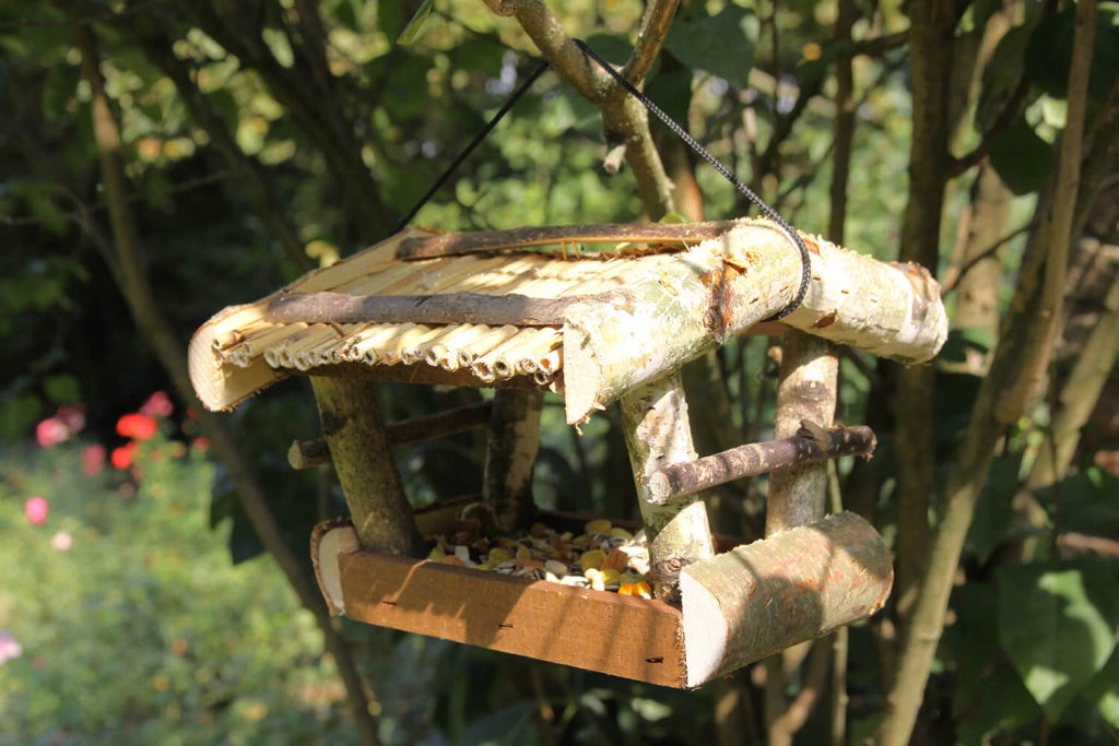 Mangiatoia per Uccellini 22x22xh17 cm in Legno FSC Naturale