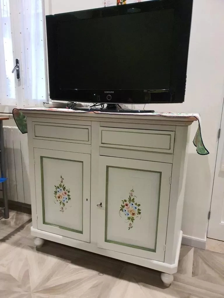 Madia credenza 2 ante napoletana bianco decori e profili verdi  l.104 p.43 h.98 (500) - Mobili 2G