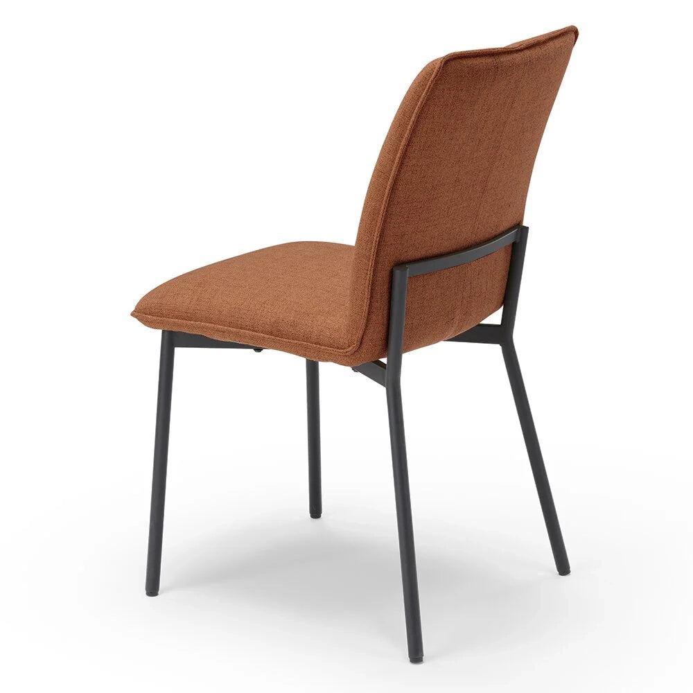 Sedia imbottita CAMILLA per cucina, sala da pranzo e soggiorno, design moderno, gambe coniche robuste finitura ghisa, schienale e seduta rivestiti con tessuto effetto doppio tono colore Ruggine