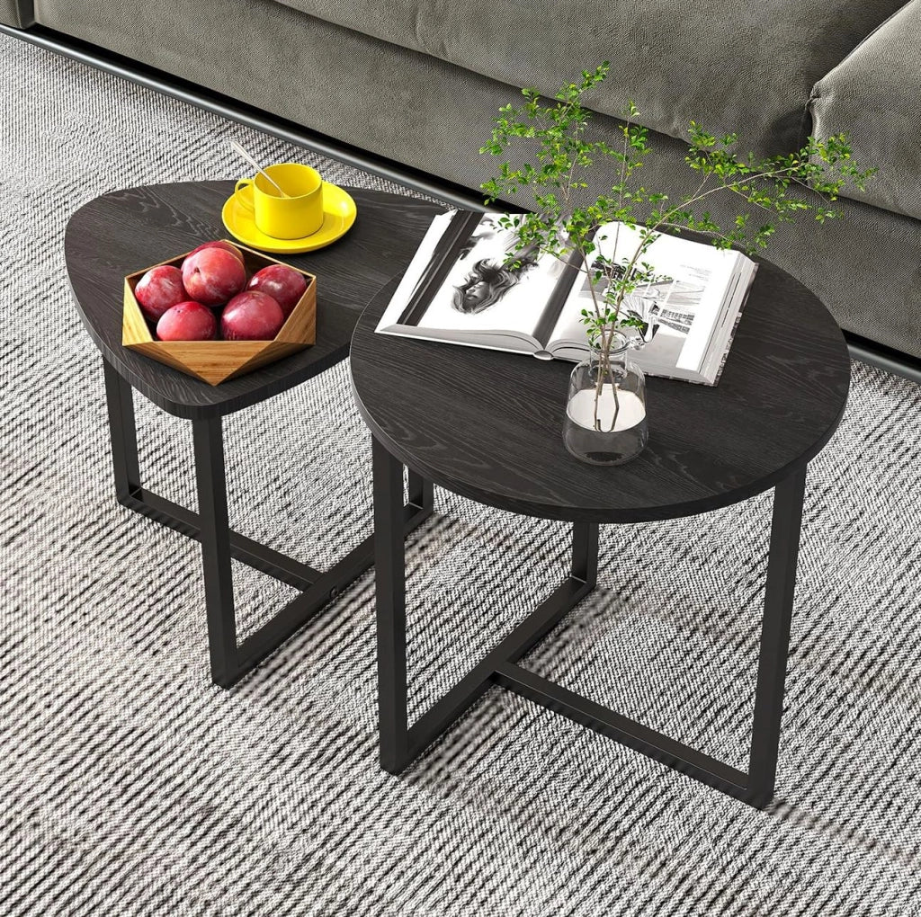 Set di 2 tavolini a cuore in metallo nero; design industriale