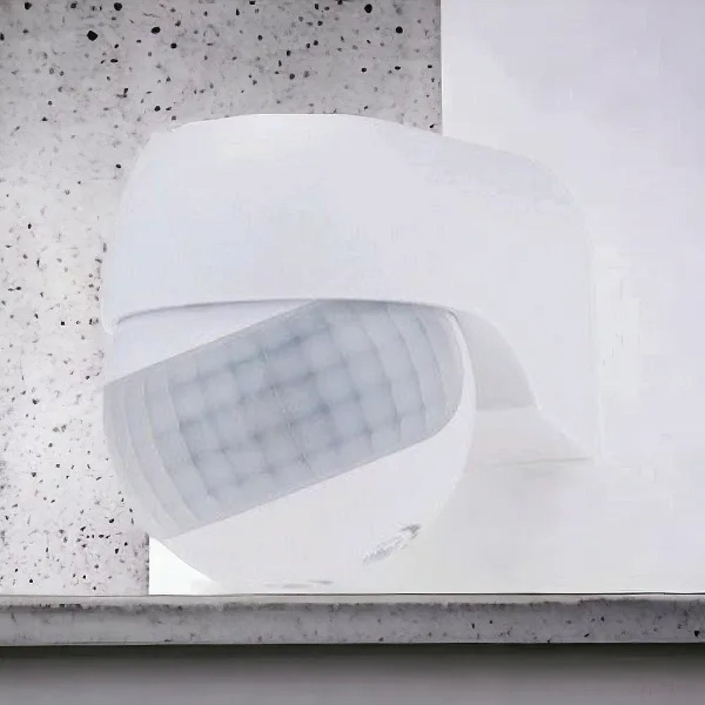 Sensore di movimento led con sensore crepuscolare pir grado di protezione ip54