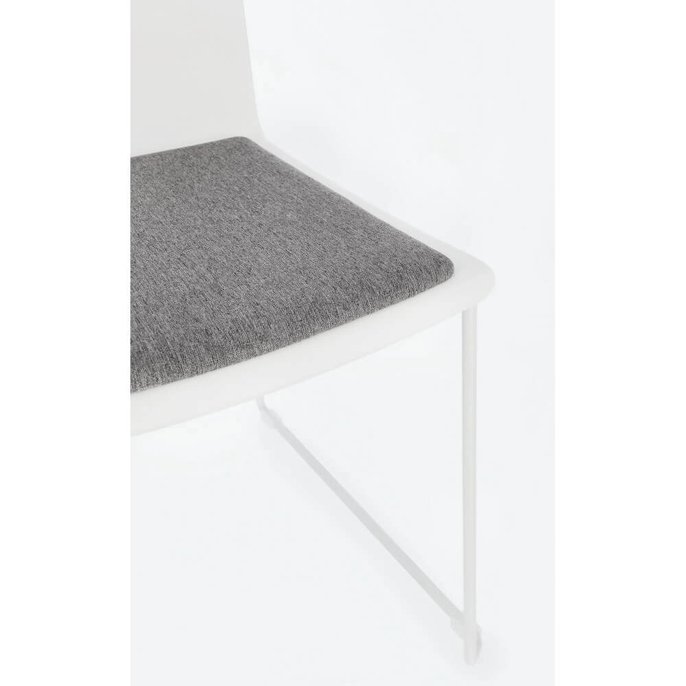 Set di 4 Sedie Impilabili con Seduta Imbottita e Gambe in Acciaio - AMARA