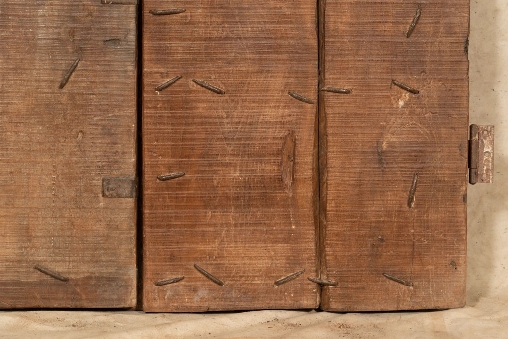 Biscottini Porta portone in legno massello e ferro da interno o da esterno vecchia e antica medievale scorrevole