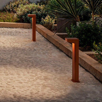 Forward Paletto Luminoso Asimmetrico 13W 3000K IP65 in Alluminio Finitura Corten 13x15x50 cm per Illuminazione Percorsi Esterni e Aree Giardino