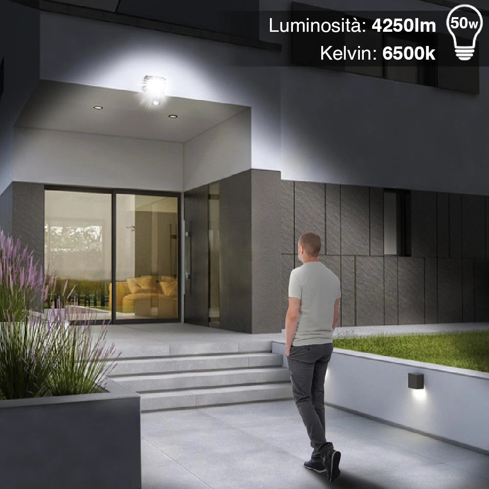 Faro LED 50W Luce Alta Luminosita 4250lm Faretto esterno con Sensore Movimento