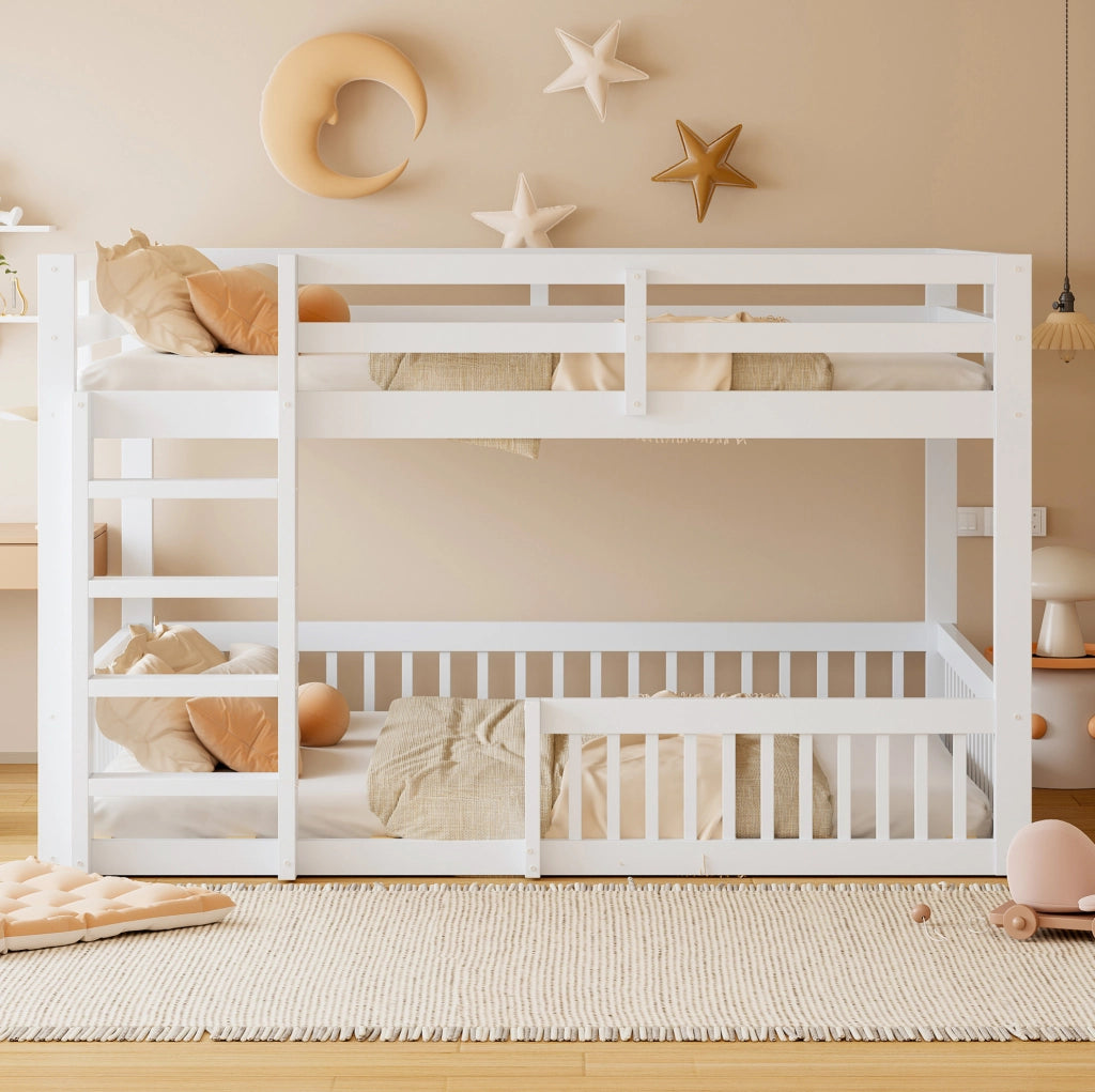 Letto a castello basso 160x200 cm con sponde; MDF e pino; bianco