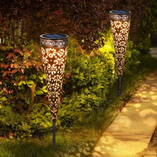 Illuminazione esterna solare in metallo 2 pezzi caldo bianco IP65 impermeabile - terrazza prato strada Natale illuminazione esterna solare 

Oggetto: 
- 2 pezzi 
- Caldo bianco 
- IP65 
- Impermeabile 
- Solare