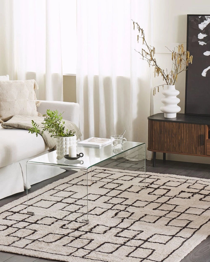 Tappeto di cotone beige scandinavo con motivo geometrico fatto a mano 160 x 230 cm