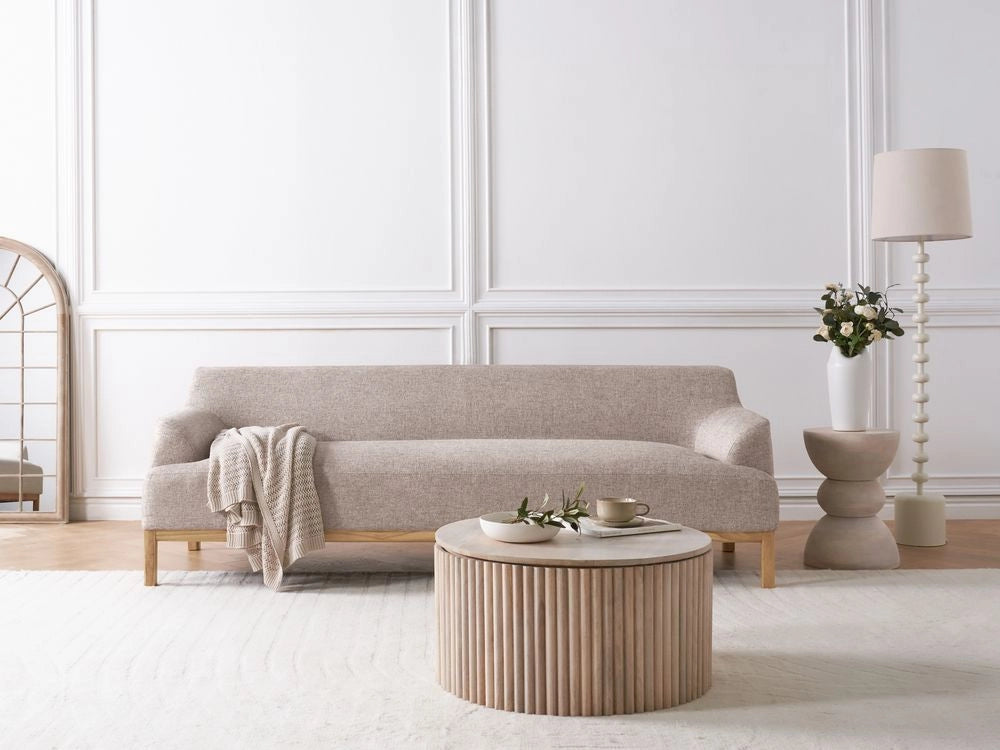 Divano a 3 posti in tessuto poliestere marrone chiaro Gambe in legno Soggiorno elegante