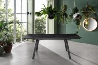 E-STYLO Tavolo allungabile con top marmo nero in ceramica e gambe in metallo bianco, 80cm X 140/200cm H. 76cm.