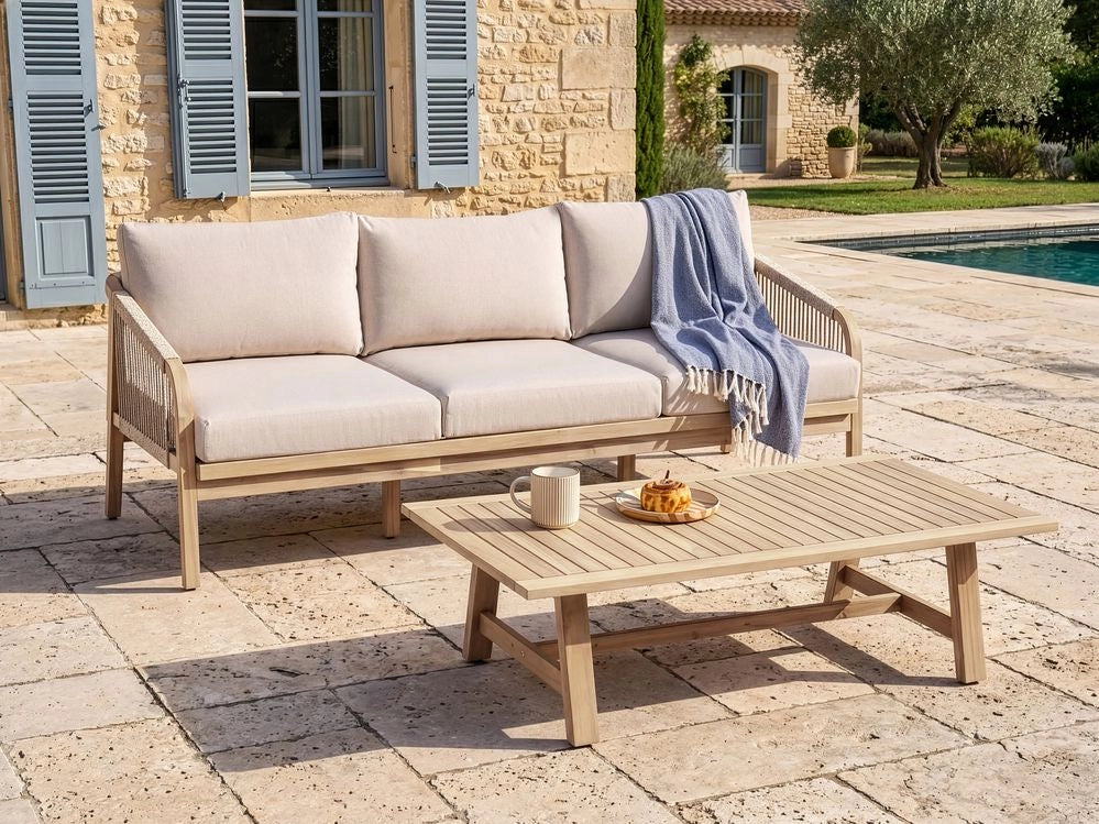 Set da giardino divano 3 posti con tavolino in legno di acacia con cuscini beige chiaro design moderno per esterni