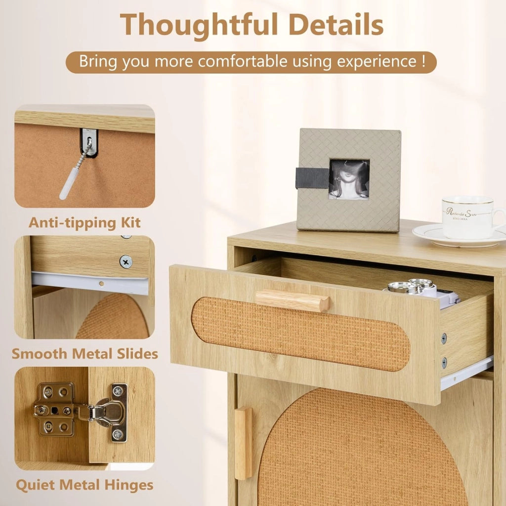 Comodino con Cassetto e Anta in Rattan, Comodino con Gambe in Legno Massello, Tavolo Supplemento per Camera da Letto Soggiorno, 45 x 30 x 61 cm, Naturale