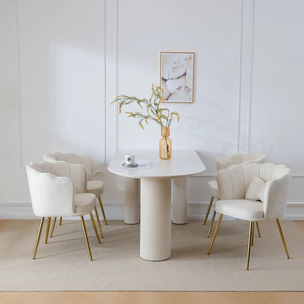 SEDIA imbottita set da 4 pezzi in velluto beige con schienale a petalo