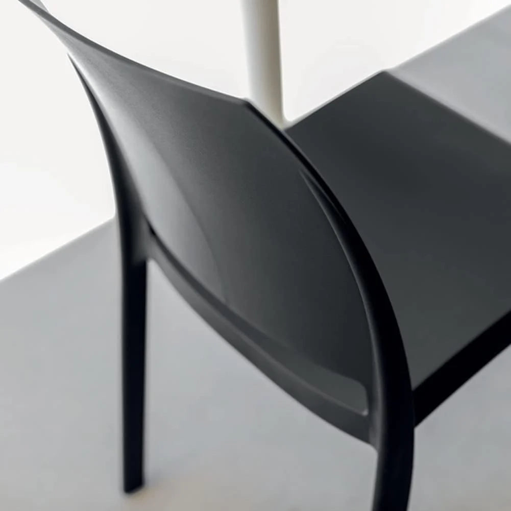 Sedia in resina impilabile made in Italy design per interno esterno SOFIA Bianca 4 pz