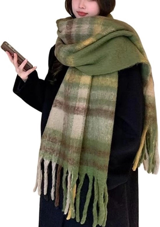 Sciarpa da donna grande e spessa, 228x44cm, con pennelli 38cm, color verde