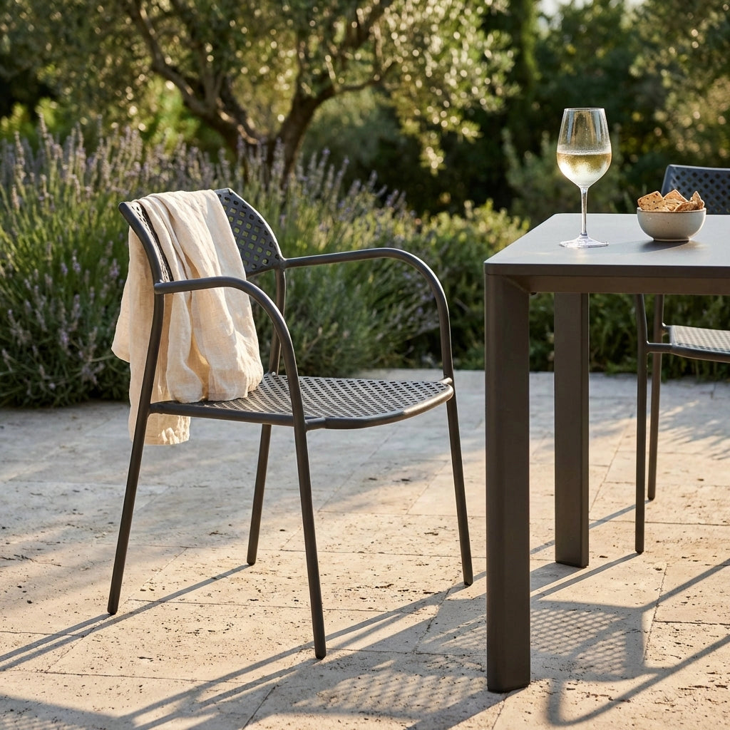 Poltrona da Giardino Impilabile in Acciaio cm 56x56x78 - MATHEW