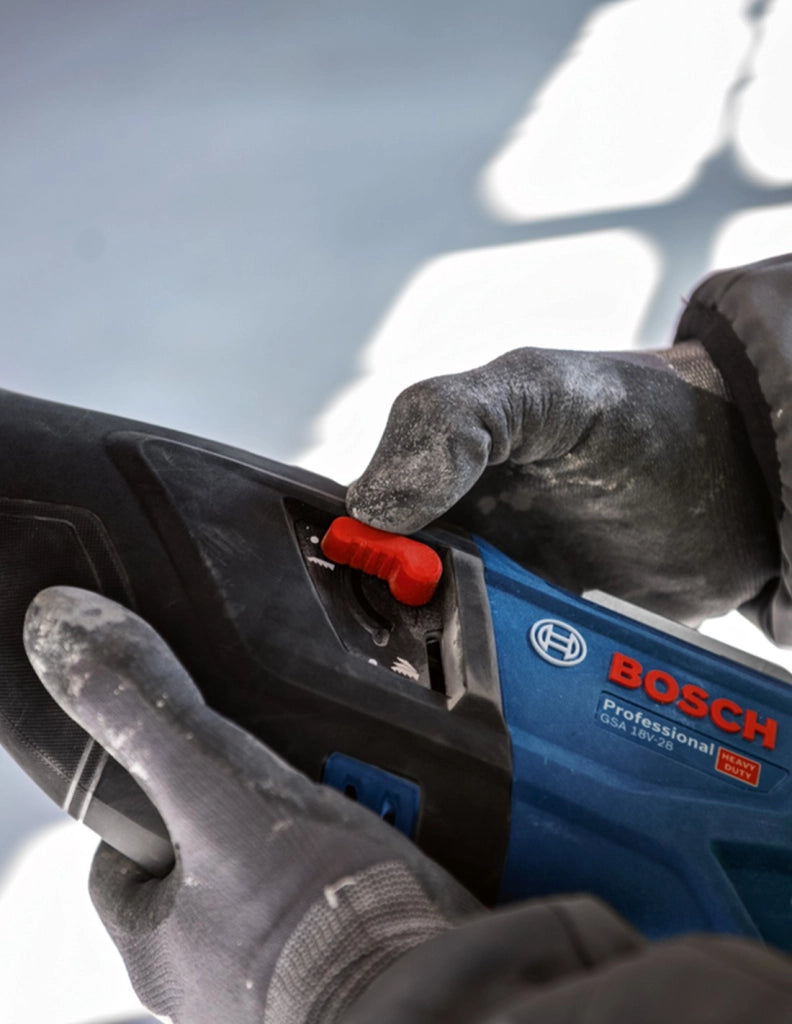 Sega Universale BOSCH GSA 18V-28 (Solo corpo + L-Boxx 238)