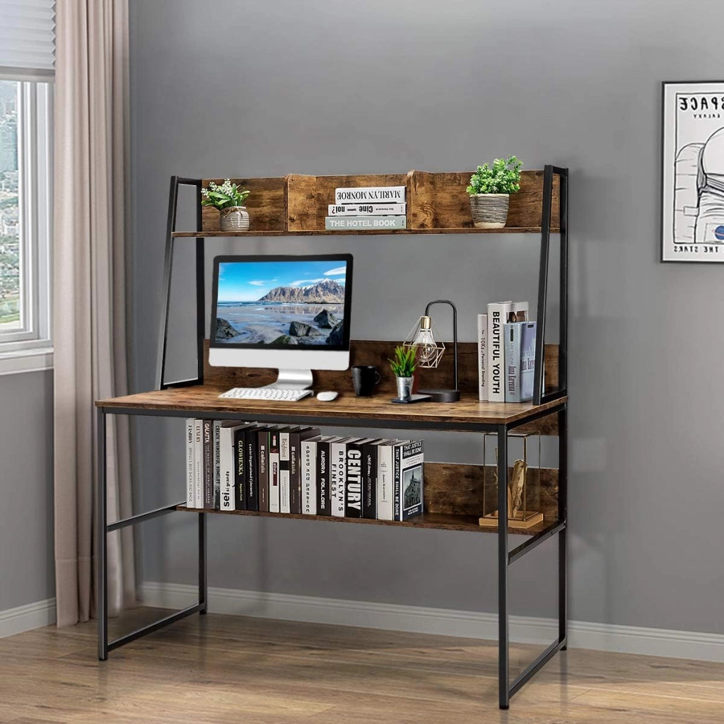 Scrivania per Computer, Tavolo da Lavoro con Libreria e 3 Scomparti, Piano Ampio e Piedini Regolabili, Postazione di Lavoro Salvaspazio per Ufficio, Studio e Casa, 120x57x140cm (Marrone)
