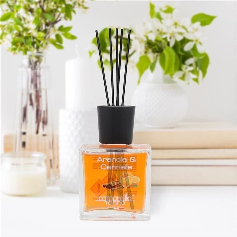 CAMOMILLA TORINO DIFFUSORE AMBIENTE CON BASTONCINI ARANCIA E CANNELLA DA 100 ML
