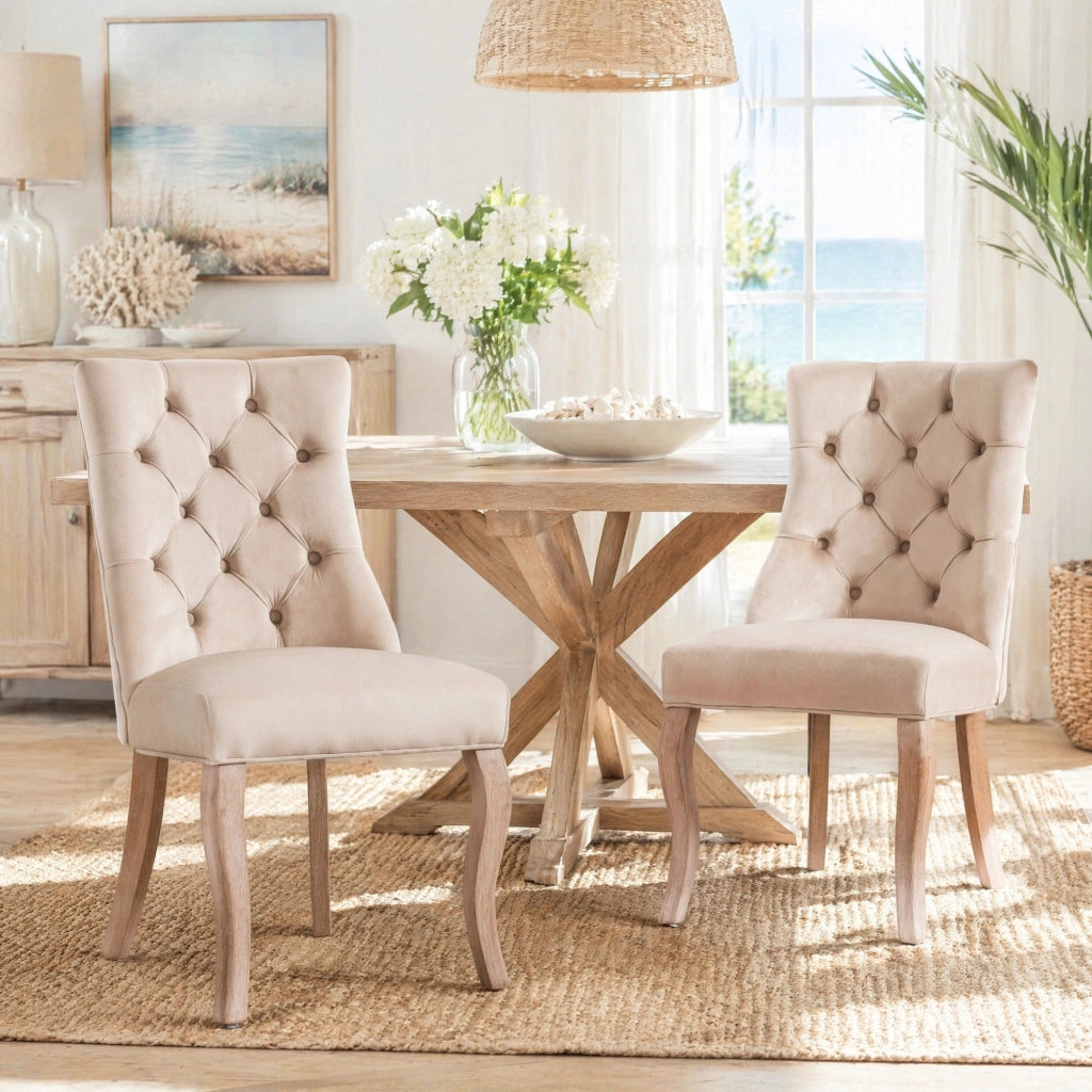 Sedia imbottita beige in velluto con schienale alto