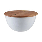 Tavolino basso TRIANE 60 cm con contenitore – Piano in legno di acacia e struttura in metallo bianco martellato