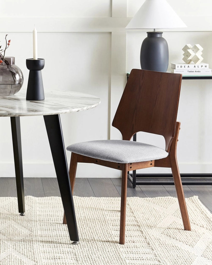 Set di 2 sedie da pranzo in legno scuro e compensato grigio tessuto in poliestere gambe in gomma senza braccioli stile retrò tradizionale