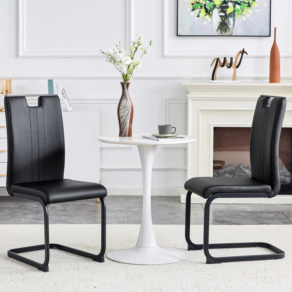 Set di 2 sedie curve nere in materiale PU dal design moderno e minimalista