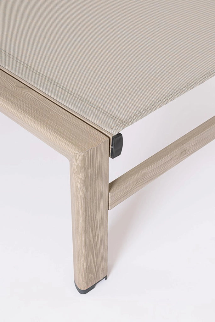 Lettino Prendisole da Esterno 74x200x98-32h cm Schienale a 4 Posizioni in Alluminio e Textilene Skipper Timber