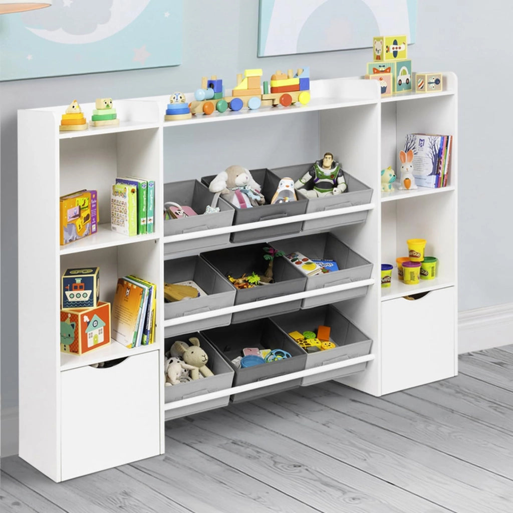 Contenitore per bambini MANA con 7 ripiani, 6 contenitori in tessuto e 2 cubi su rotelle, bianco