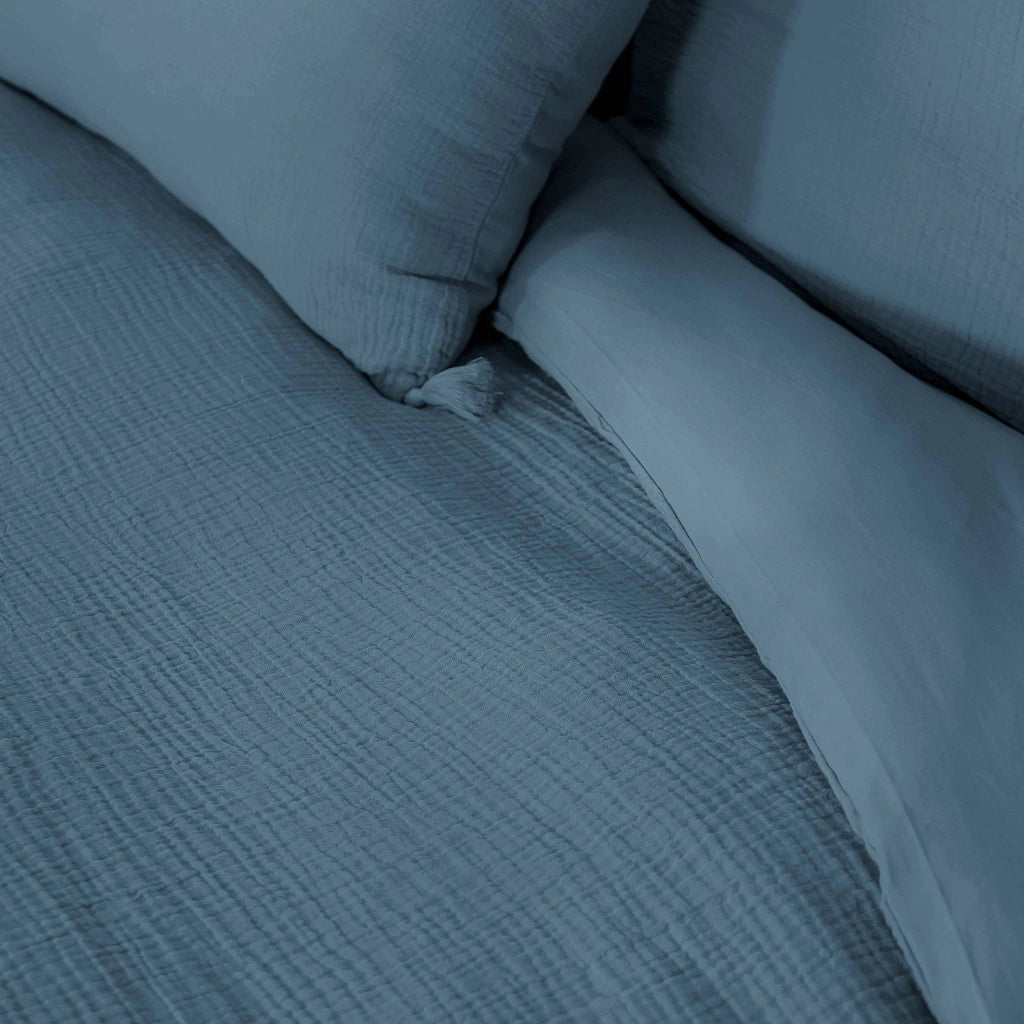 Completo letto in mussola di cotone blu scuro