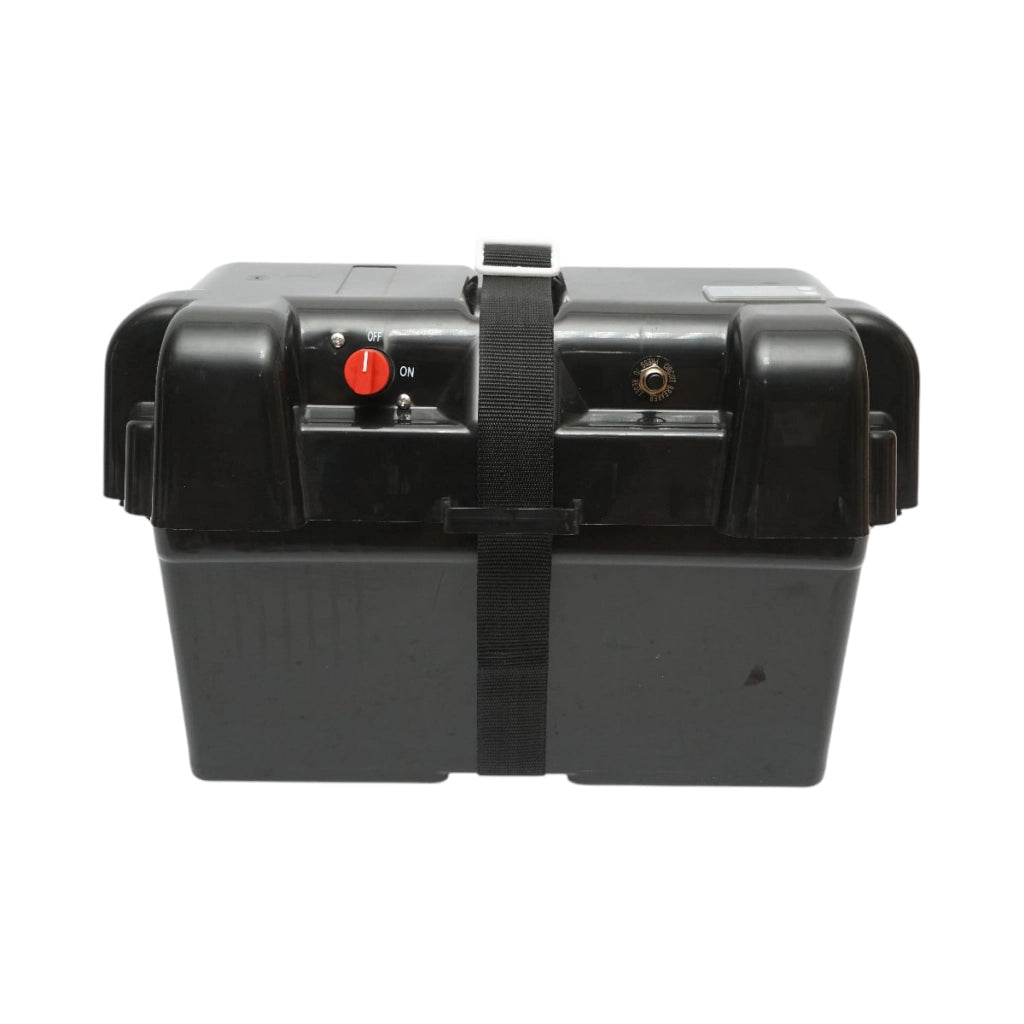 Cassetta per batteria auto 12V con voltmetro DC 6–30V, interruttore di alimentazione 100A, presa accendisigari, display LCD, 2 porte USB, 350 × 180 × 200 mm.