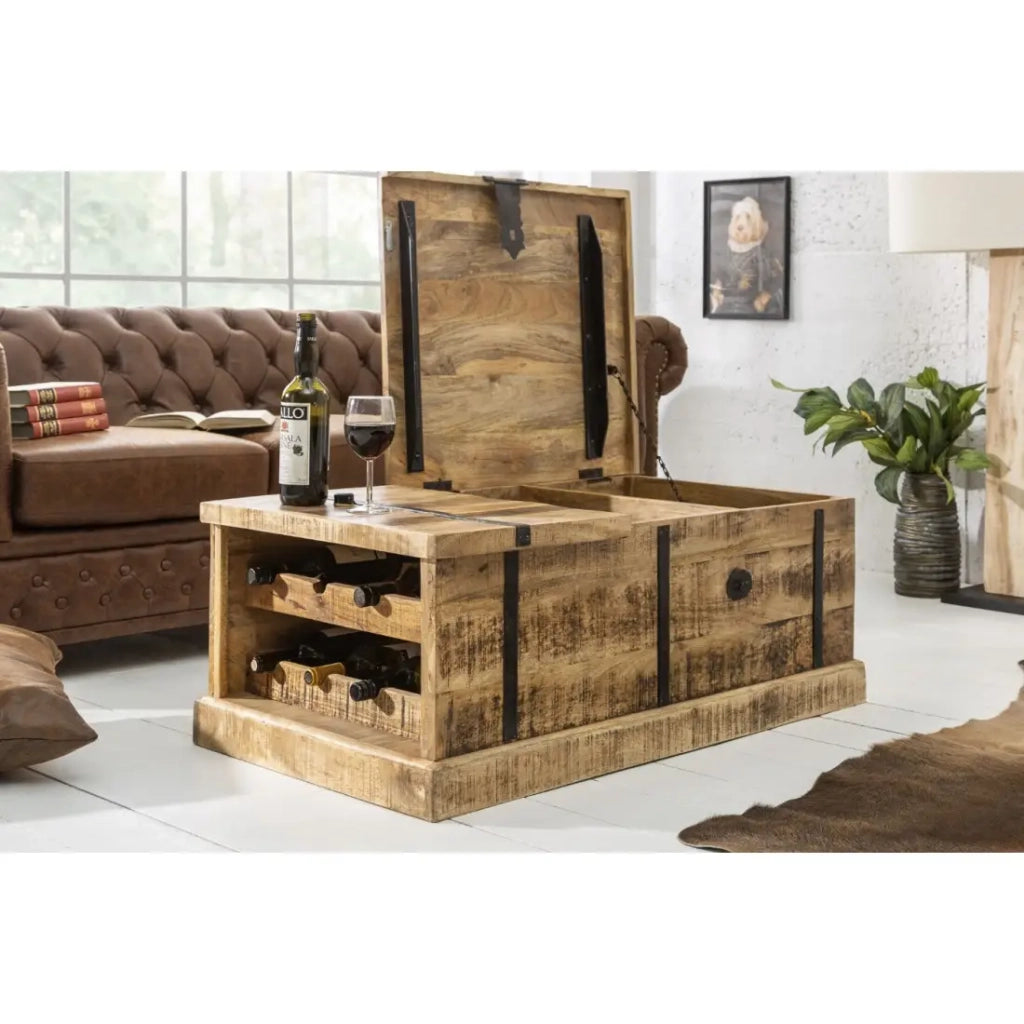 Tavolino da salotto cassapanca TRESORO 100 cm in legno di mango massiccio con porta bottiglie