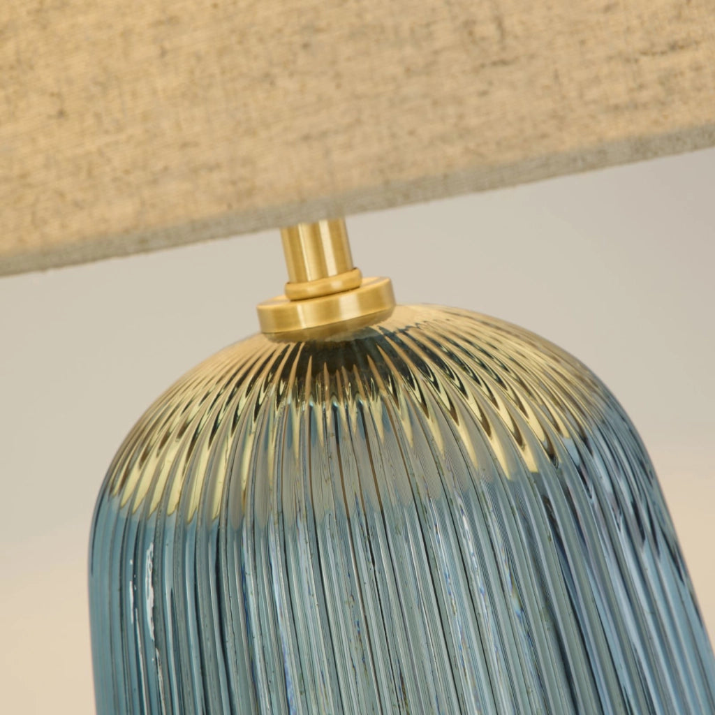 Lampada da tavolo Cameo 1Lt, vetro blu con paralume in lino naturale