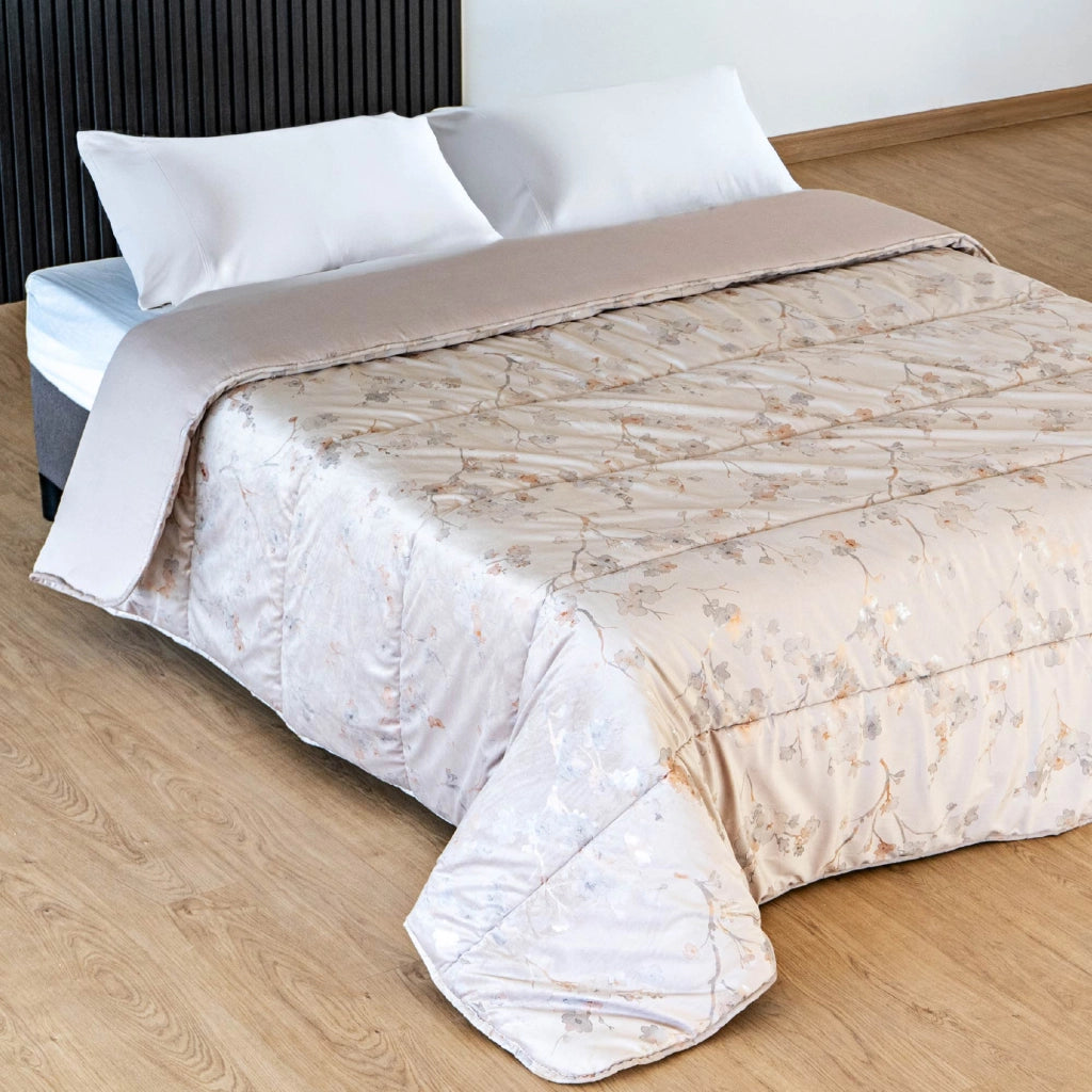 Trapunta Invernale Matrimoniale in Velluto con Stampa Digitale – Piumone Due Piazze Elegante e Morbido 500gr – Piumino Caldo Made in Italy per Inverno Fiorepescobeige - Matrimoniale