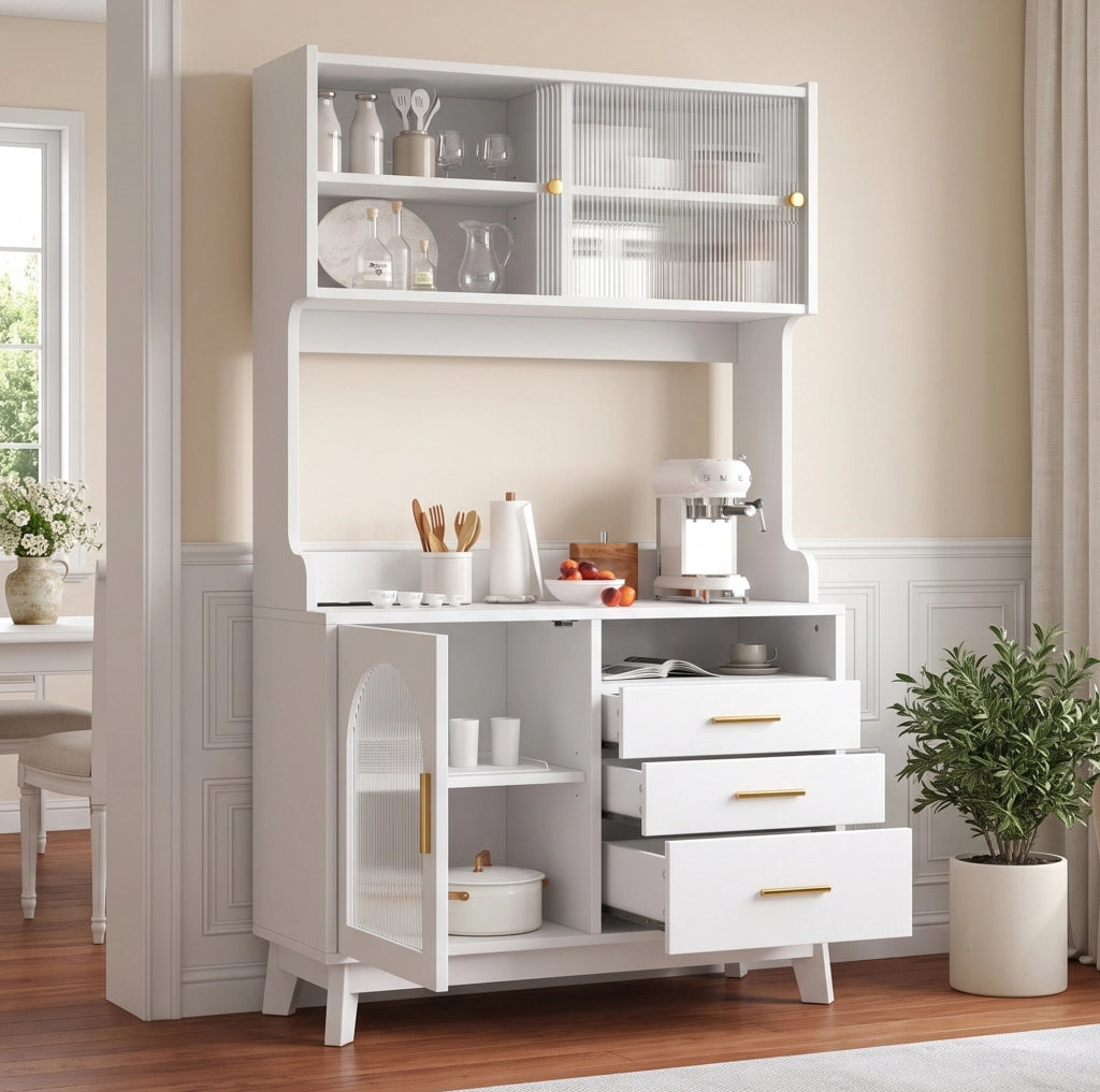 Credenza alta bianca con prese e porte USB