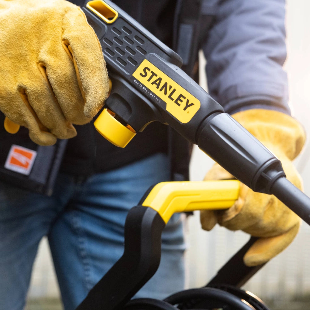 Stanley Idropulitrice SXPW25HF ad Alta Pressione, per Auto ed Esterni Casa, con Manico Pieghevole (170 bar, 500 l/h, 2500 W) Modello 2026