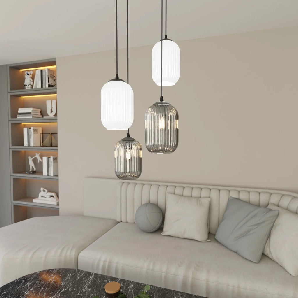Lampadario 4 Luci Selene Base Tonda Acciaio Nero Vetri Plissettati Bianco E Fumè