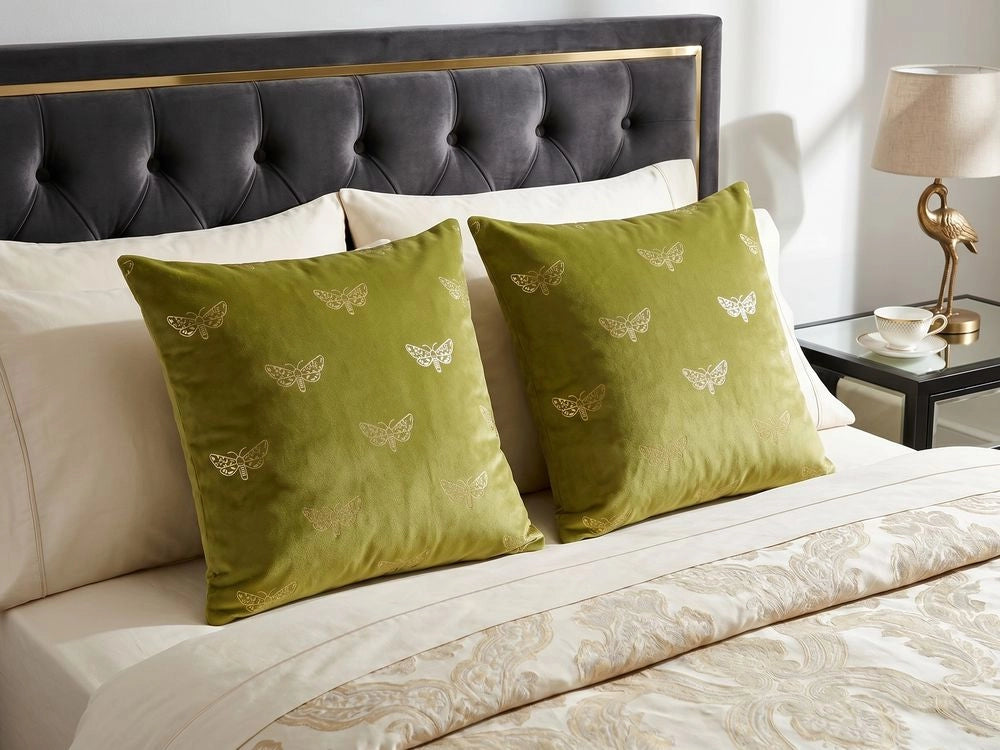Set di 2 cuscini sparsi in velluto verde chiaro 45 x 45 cm Cuscino da lancio con motivo a farfalla sfoderabile con imbottitura