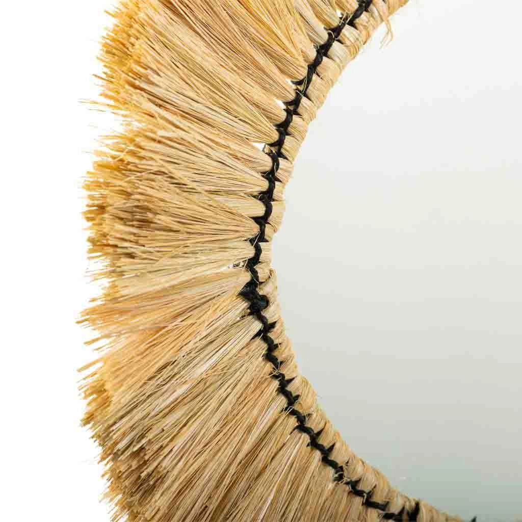 Specchio ovale in fibra naturale marrone 55x44x6h