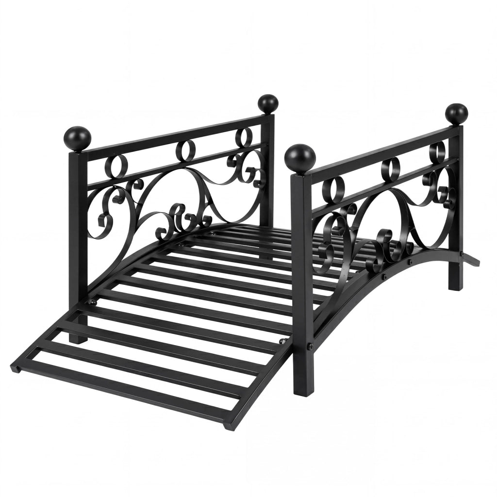 Ponte da giardino in metallo con ringhiere di sicureza e decorazioni floreali, Ponticello resistente  portata 150 kg 101,5 x 45 x 43,5 cm