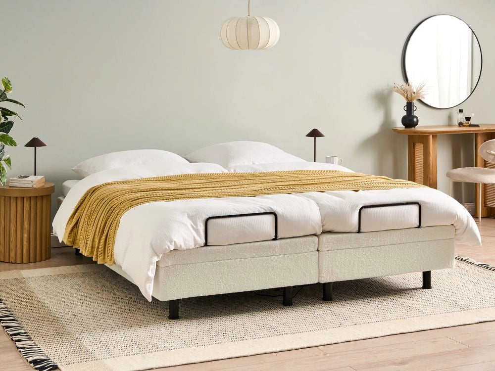 Letto matrimoniale Tessuto bouclè bianco sporco Elettrico Regolabile 180 x 200 cm stile moderno