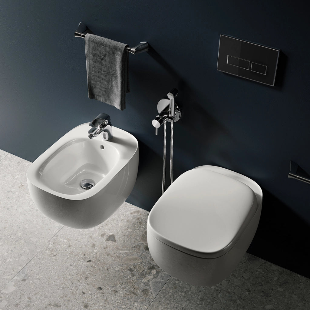 Bidet sospeso Illusion con fissaggio nascosto e rubinetto integrato