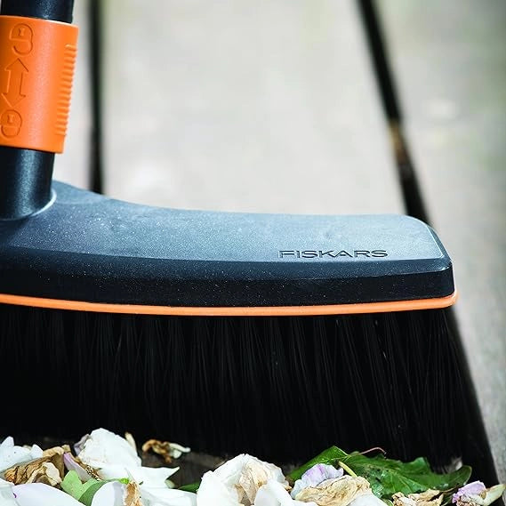SCOPA FISKARS 'QUIKFIT' 38 cm - FISKARS