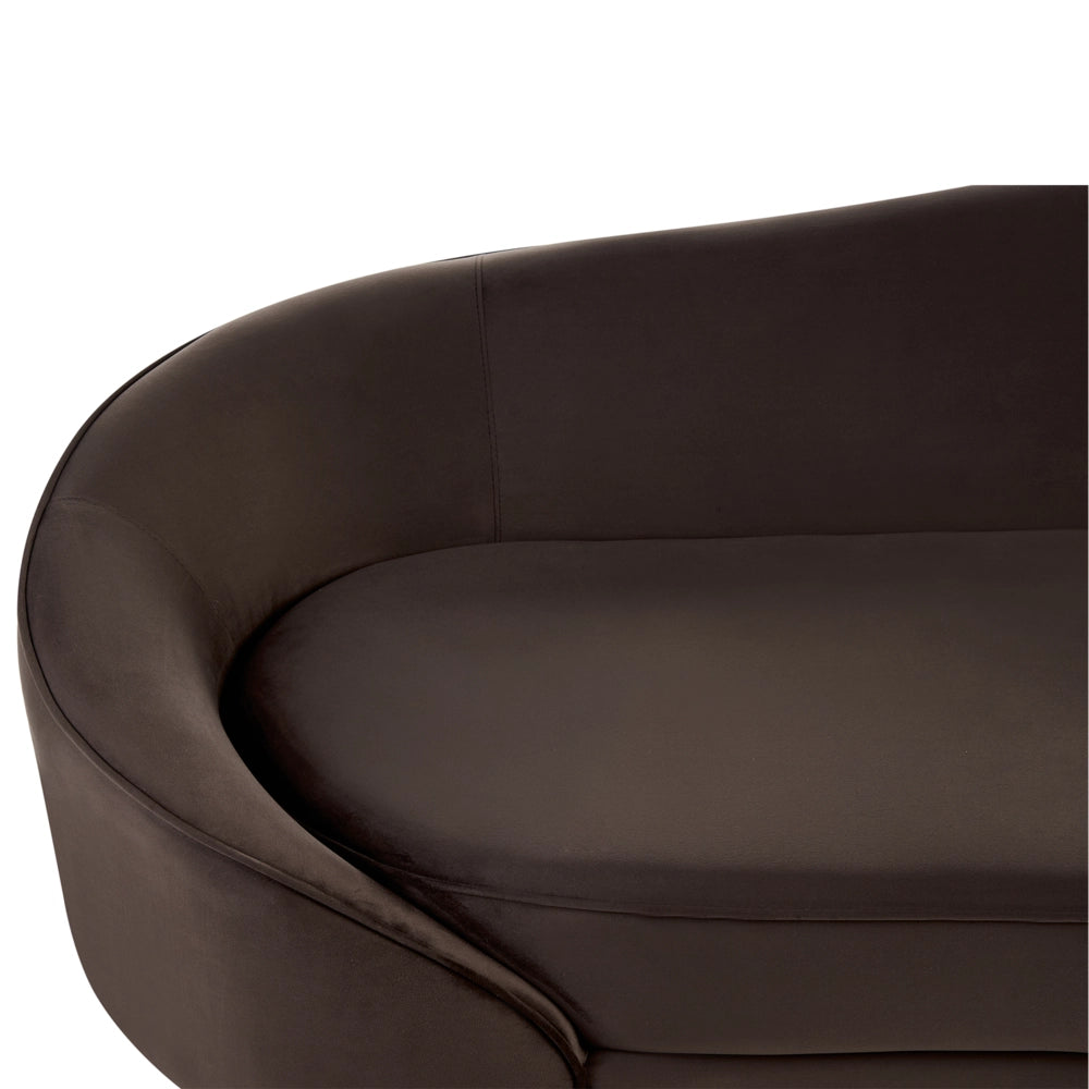 Divano 2 posti in velluto marrone scuro, stile retrò sinuoso e glamour, con gambe metalliche dorate