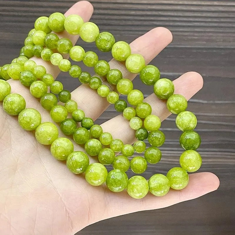 Collana con perline di agata verde: gioiello in pietra naturale realizzato a mano