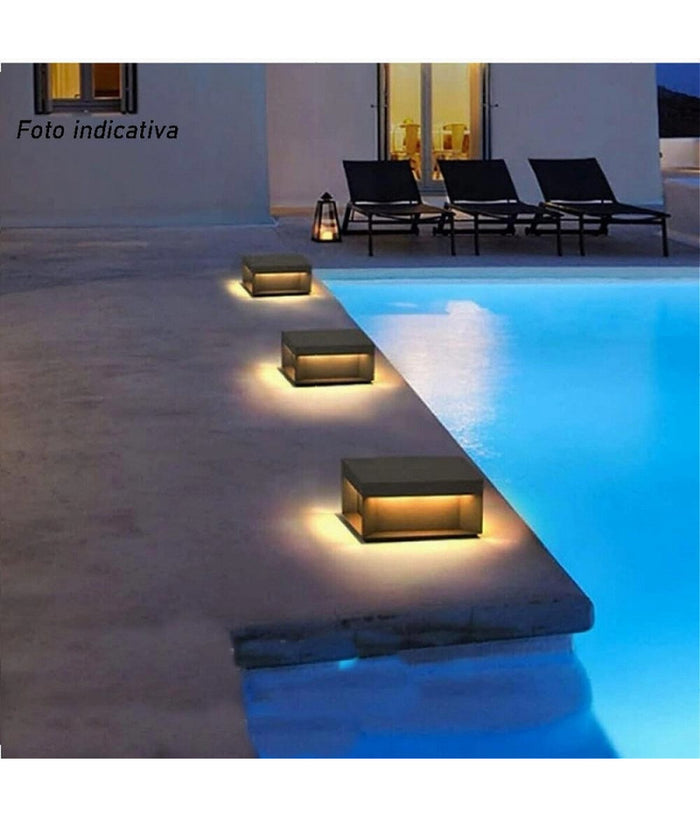 Faretto Led Pannello Solare Cubo Applique Parete Segnapasso Terra Cct Ip65 Qw-3c         