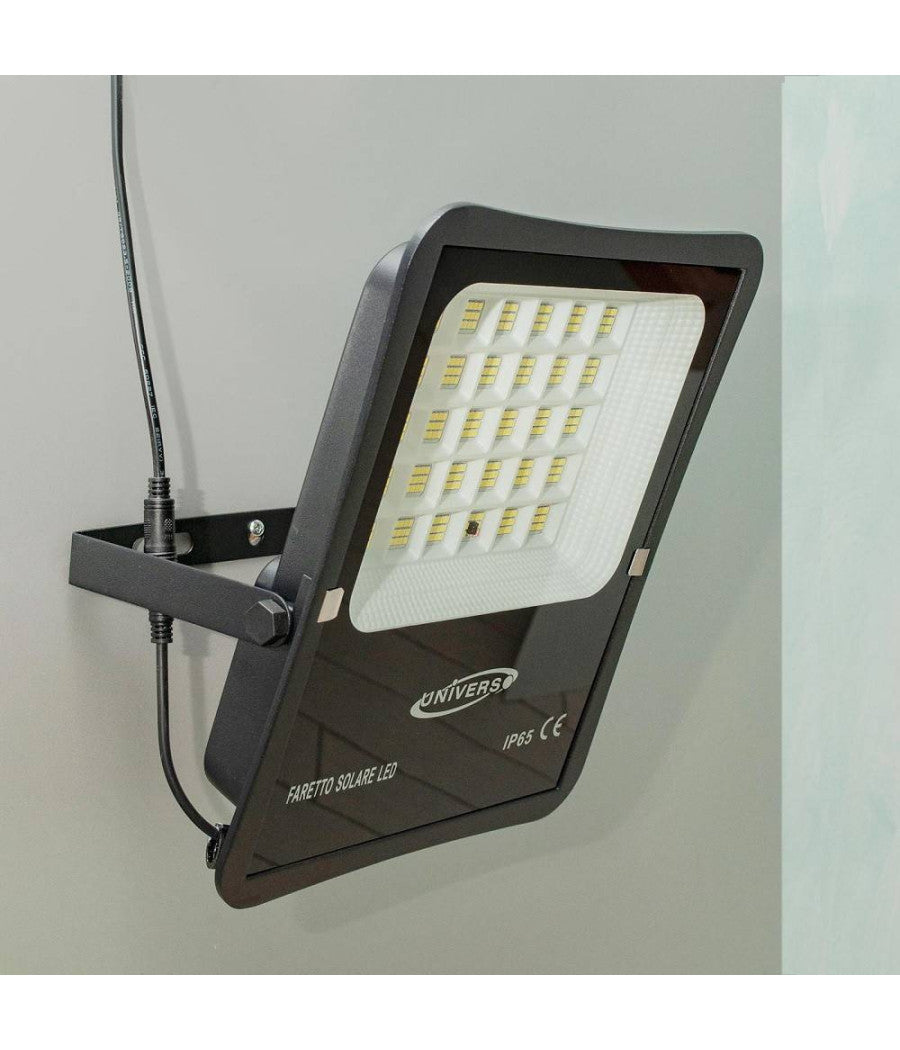 Faro Con Pannello Solare Ip65 E Sensore Crepuscolare Proiettore 50 100 200 300w   50 Watt      