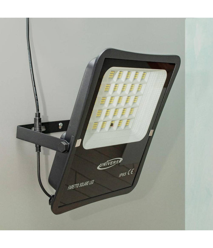 Faro Con Pannello Solare Ip65 E Sensore Crepuscolare Proiettore 50 100 200 300w         