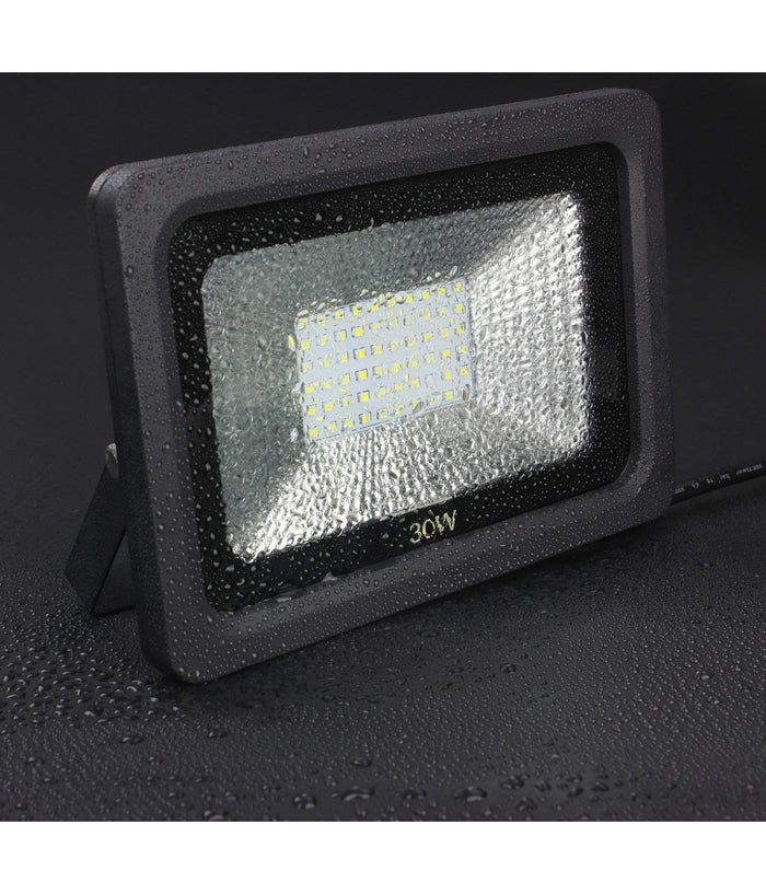 Faro Faretto Proiettore A Led Per Da Esterno Ip65 Luce Fredda Calda 30 50 100 W         