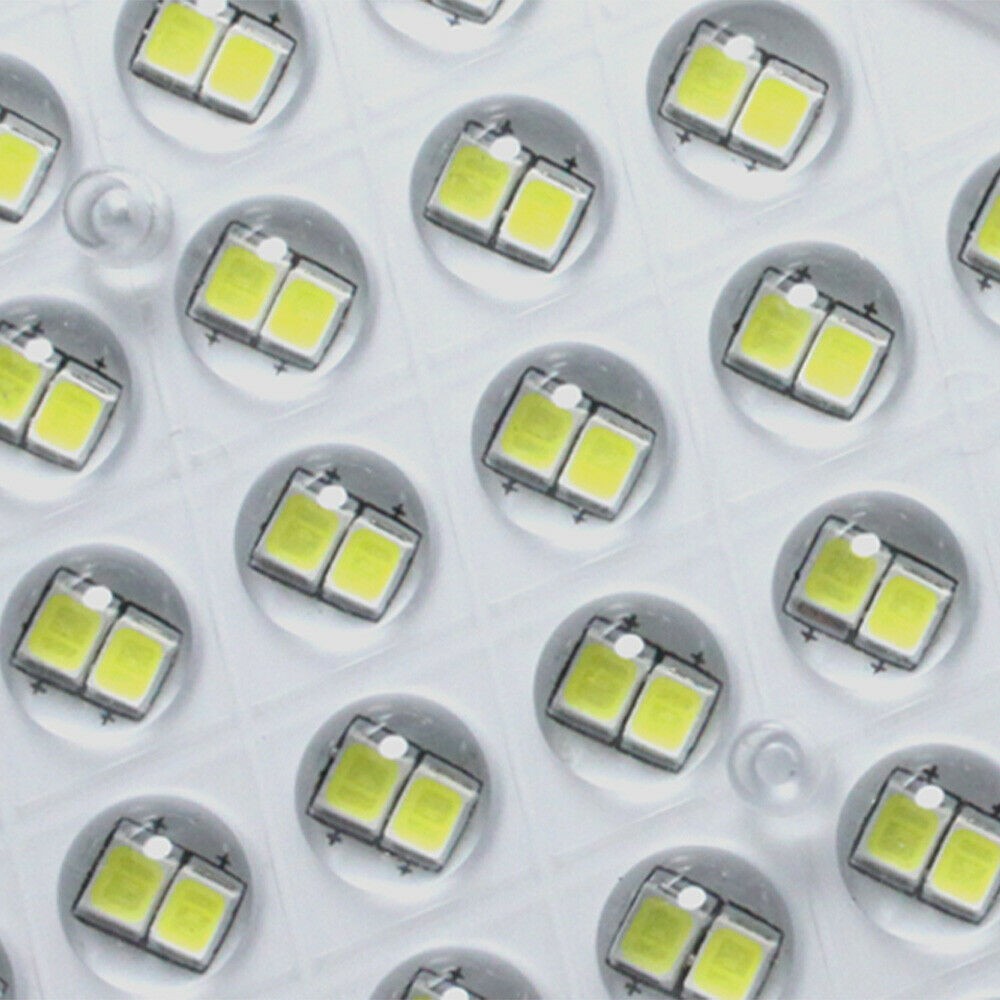 FARO LED CON PANNELLO SOLARE CREPUSCOLARE 800W IP66 LM con telecomando - Benovo